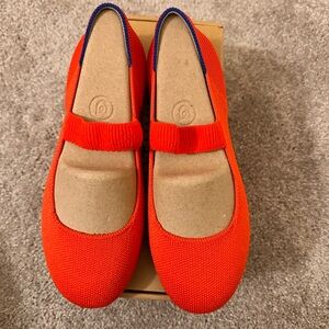 Rothy’s the kids Mary Jane in size 3.